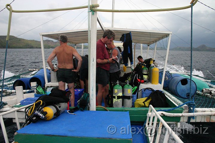 Coron 0049.JPG - Kitting up